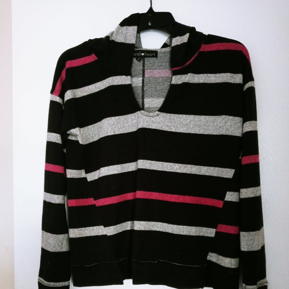 Derek Heart Juniors Multicolor Striped Polyester Long Sleeve V Neck Hoodie M 098